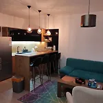 Hena, Free Parking Included Apartman *